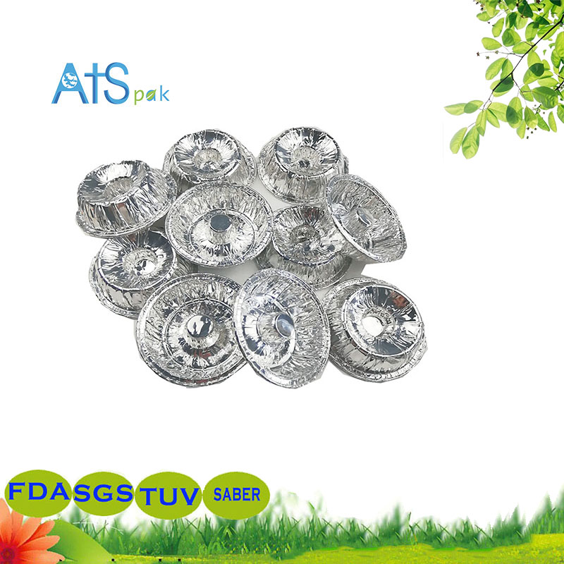 Disposable aluminum foil candle holder